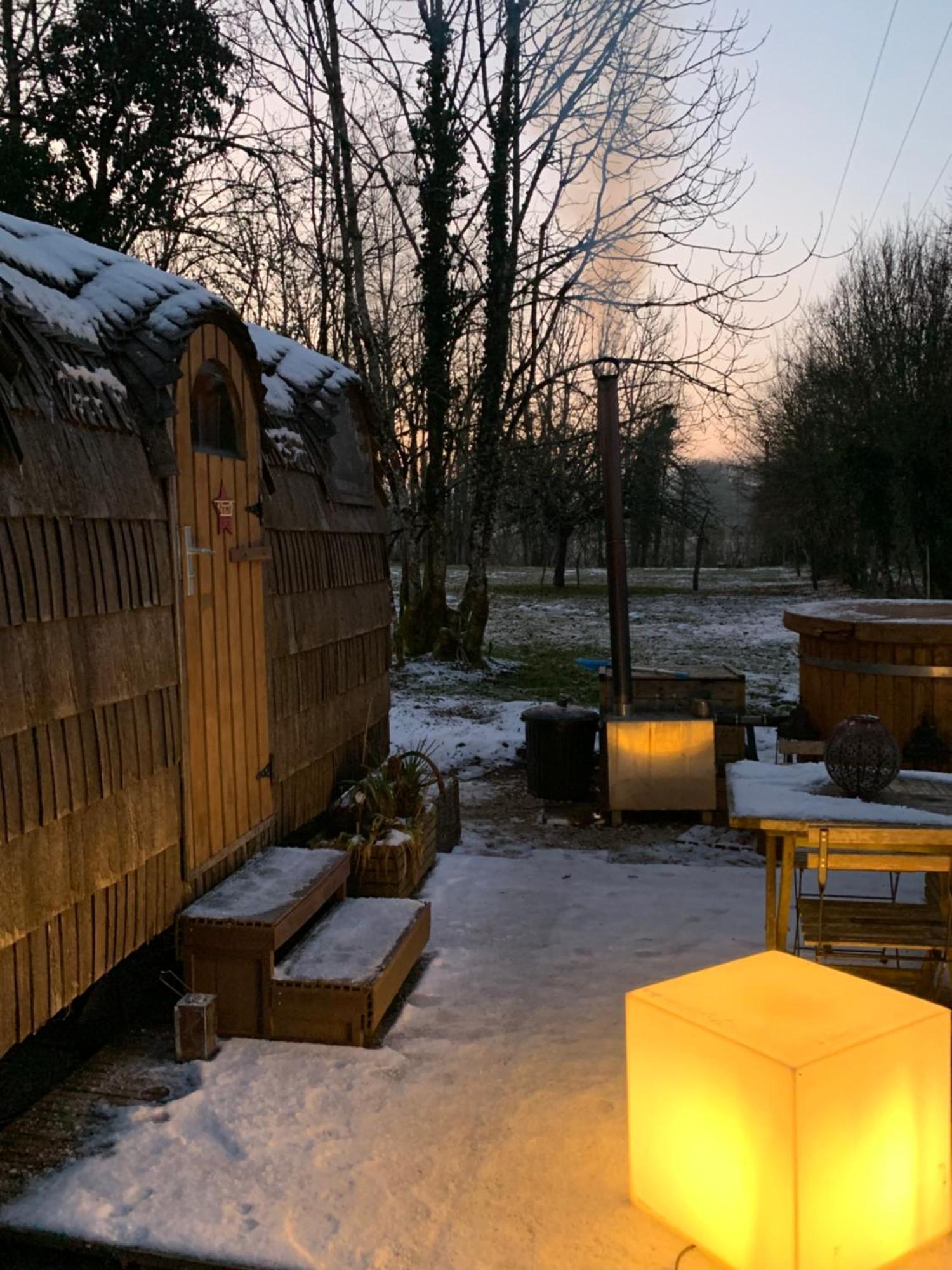 Cabane En Bois Avec Bain Nordique Et Sauna Marigny  Dış mekan fotoğraf